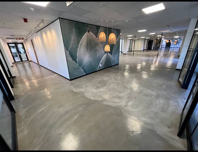 877M² OFFICE TO LET IN CENTURY CITY